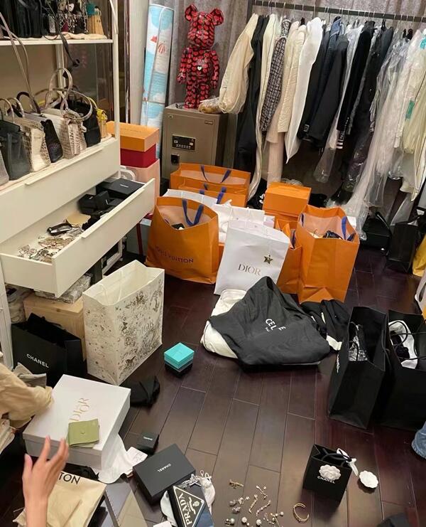淇滨区回收顶奢鞋服